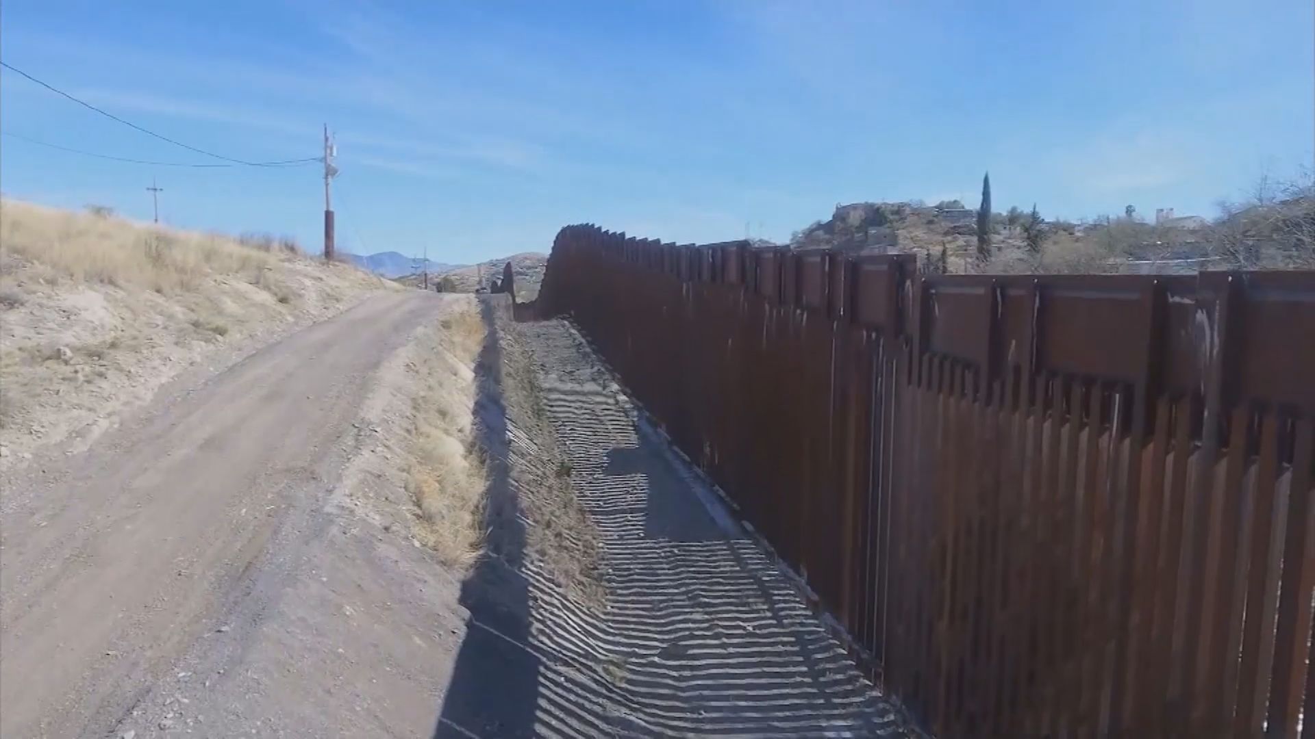 Congress Inches Closer to Border, International Aid Deal