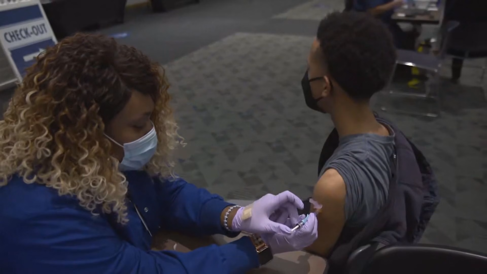 HHS Secretary Dismisses Entire Immunization Advisory Committee